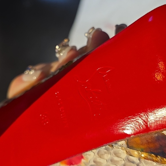 Christian Louboutin Peeptoe Python Carnaval Slingback - Picture 4 of 4